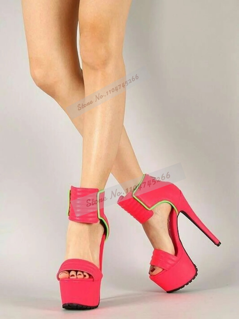 Rose Red Matte Leather Striped - Wide Fit Heels reseña y precio