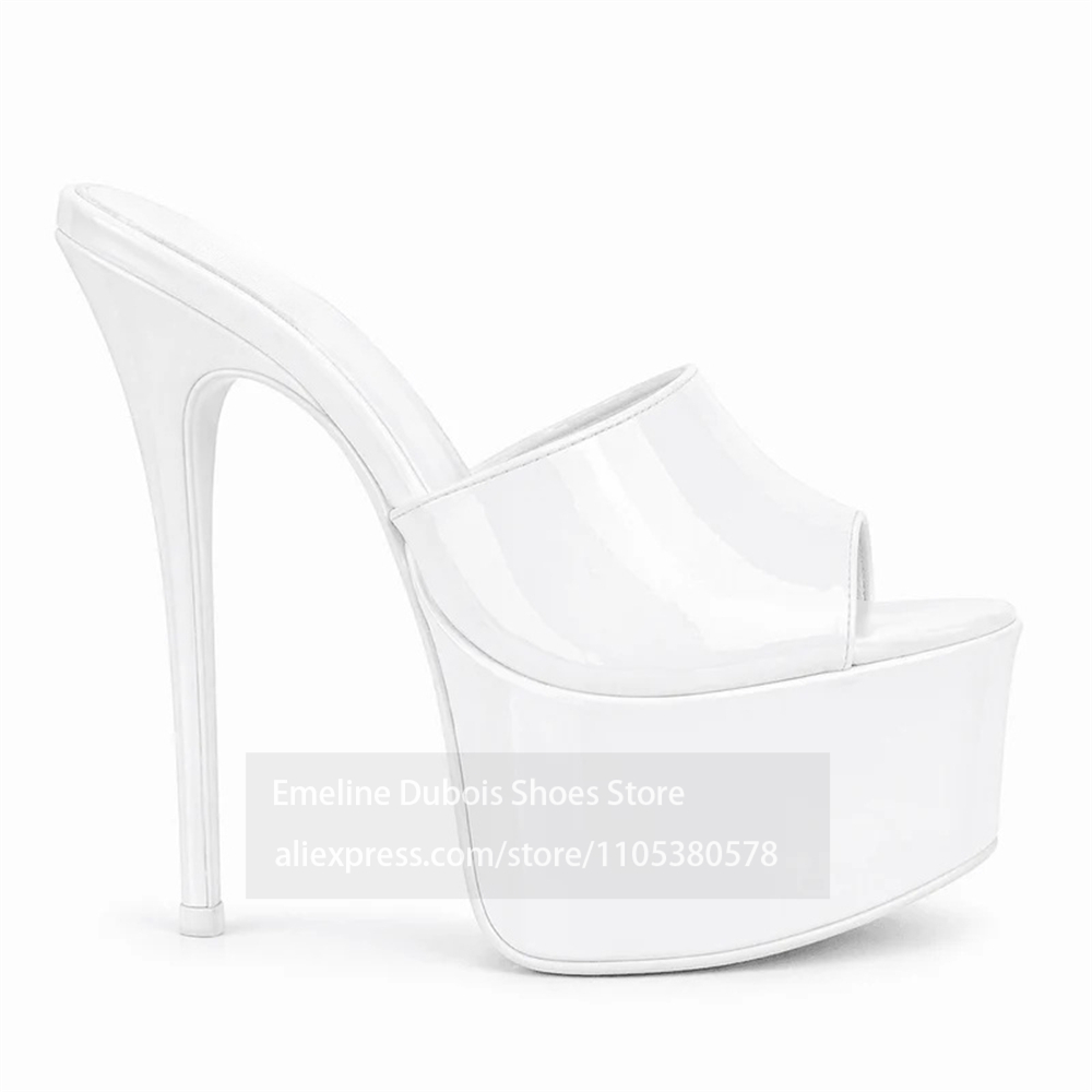 Multicolor Glossy Patent Leath - Wide Fit Heels reseña y precio